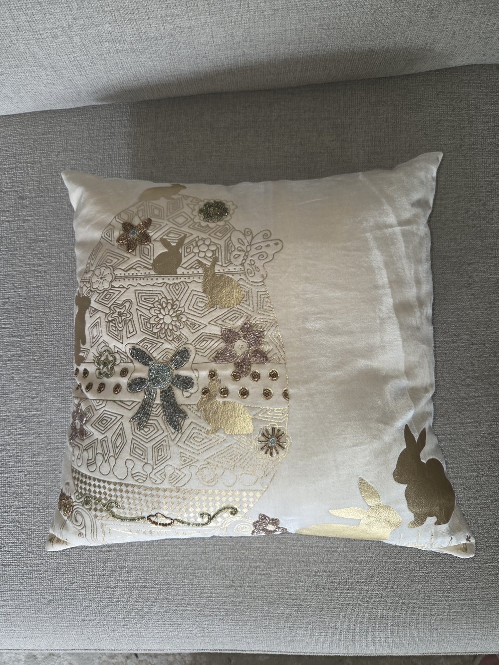Pier 1 Spring/Easter Season Pillow In Excellent Condition!